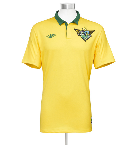 BRAZIL 2010 UMBRO WORLD CHAMPIONS COLLECTION CREST BY FERNANDO CHAMARE –  vintage soccer jersey