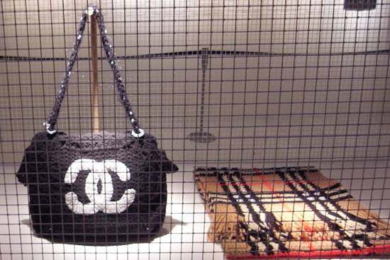 'dritto rovescio' exhibition on knitting at the triennale museum, milan