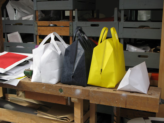 saskia diez: 'papier' bags