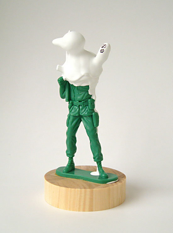 soldier ghosts by artist kaneuji teppei, exhibition at the yokohama museum of art