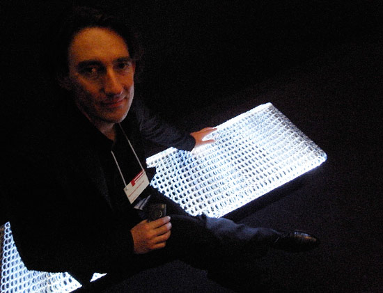 curiosity: 'mist bench' for tokyo fiber '09 senseware exhibition' at milan design week 09