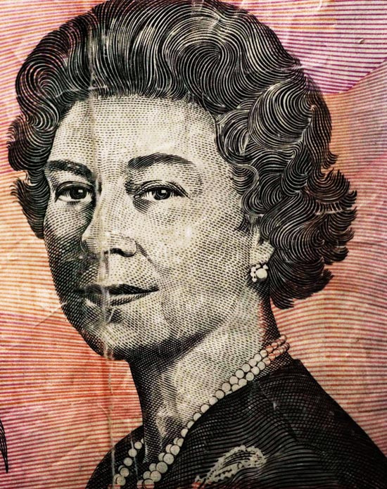 fabrica: 'colors of money' exhibition