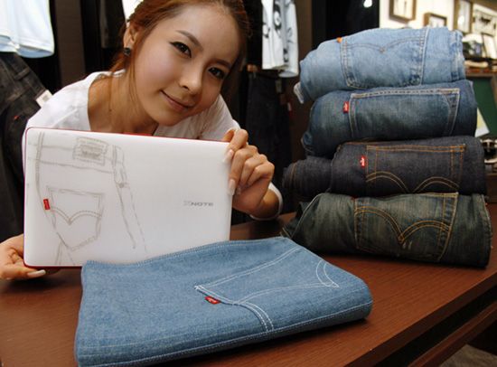 levi's special edition LG notebook