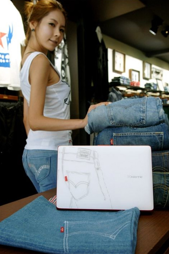 levi's special edition LG notebook