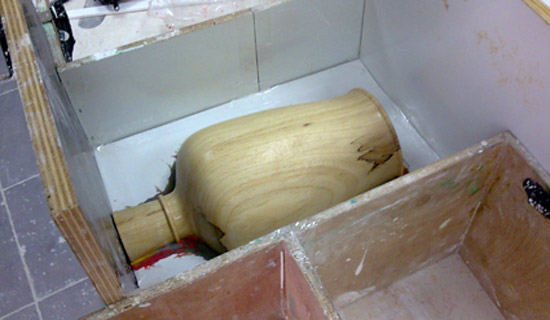 ming vase by noam bar yochai