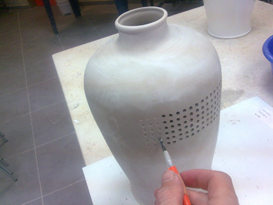 ming vase by noam bar yochai