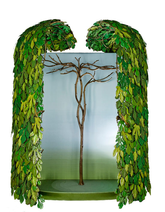 telling tales at the V&A