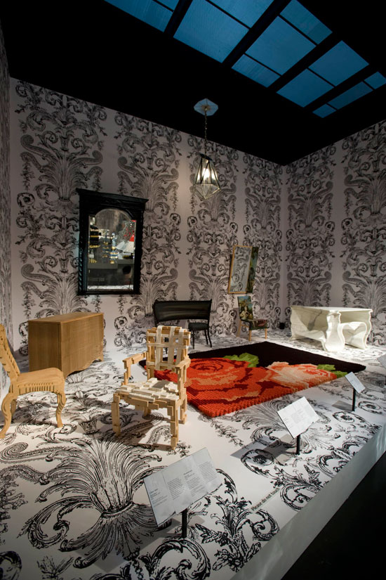 telling tales at the V&A