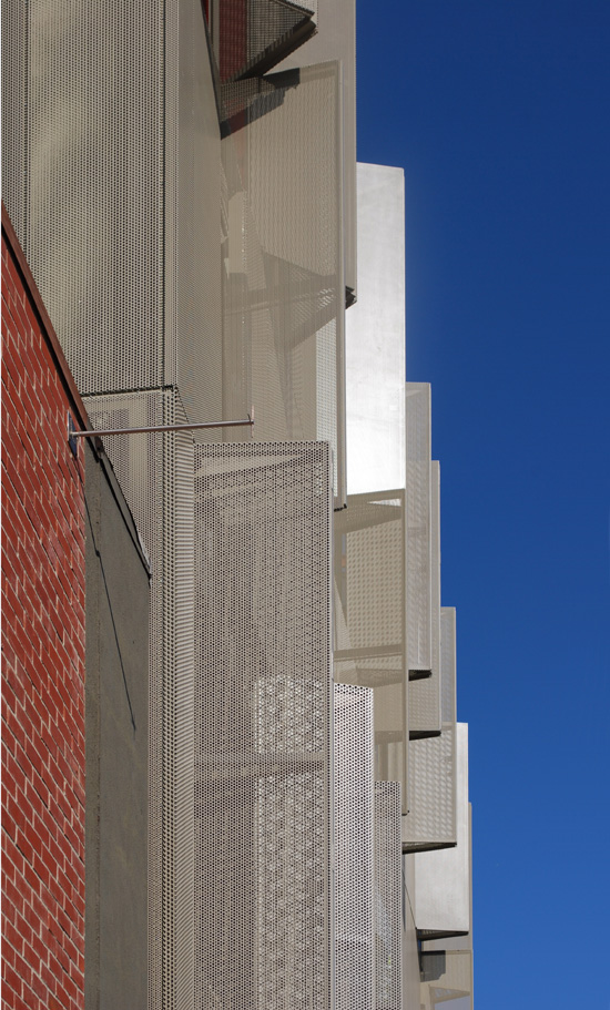 pugh and scarpa architects: cherokee lofts