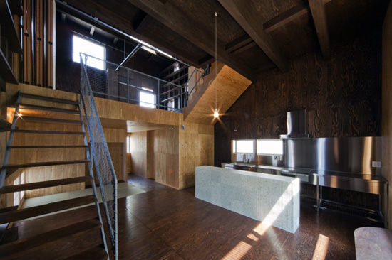 akiyoshi nakao of coo planning: house in hamadera