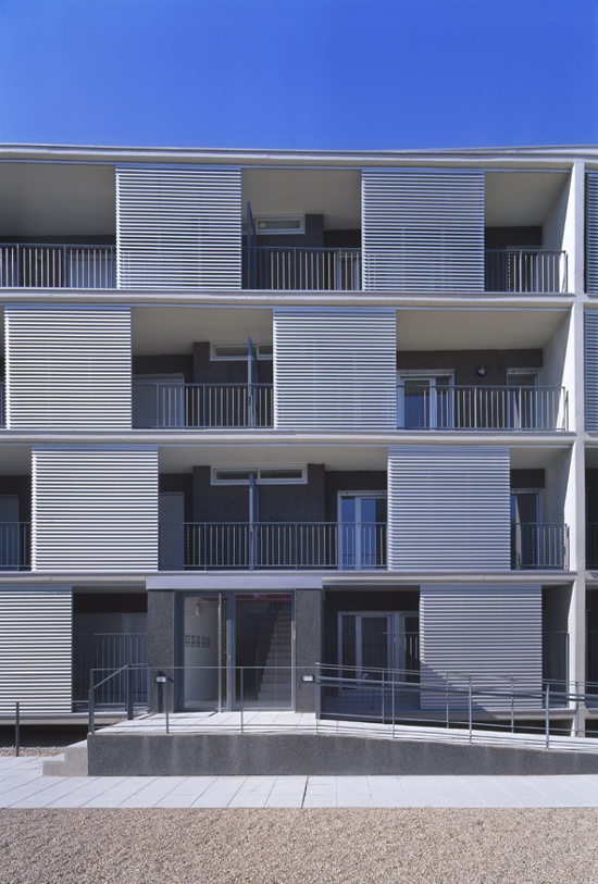 magen arquitectos: social housing at the urban edge, zaragoza