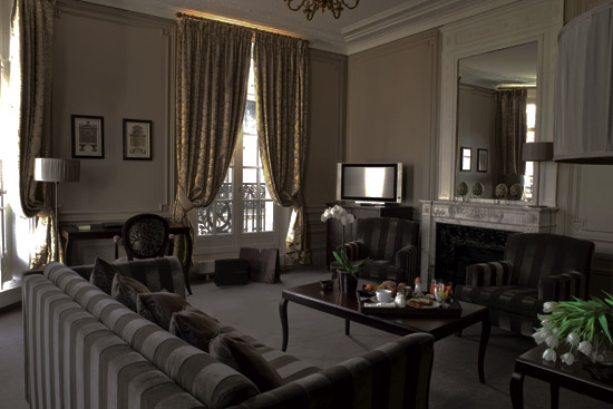 hotel champs elysees plaza paris