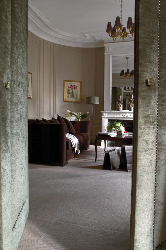 hotel champs elysees plaza paris