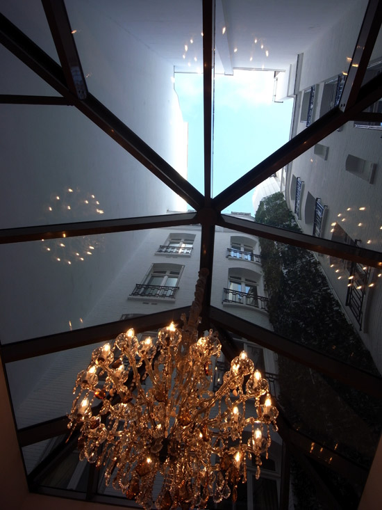 hotel champs elysees plaza paris