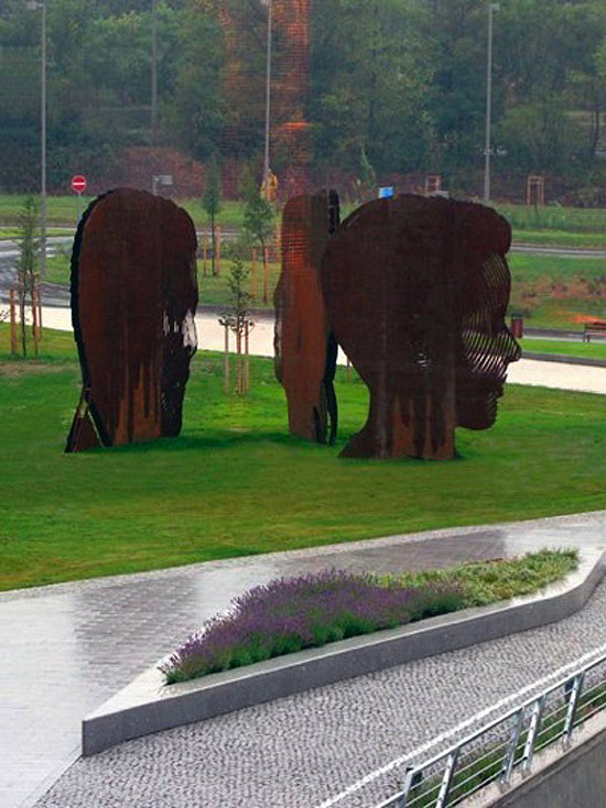 istvan kulinyi: pannon GSM heads