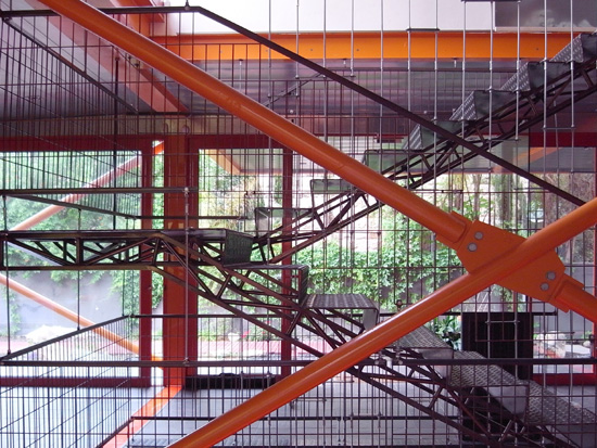 the orange house by arik ginzburg