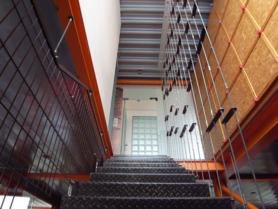 the orange house by arik ginzburg