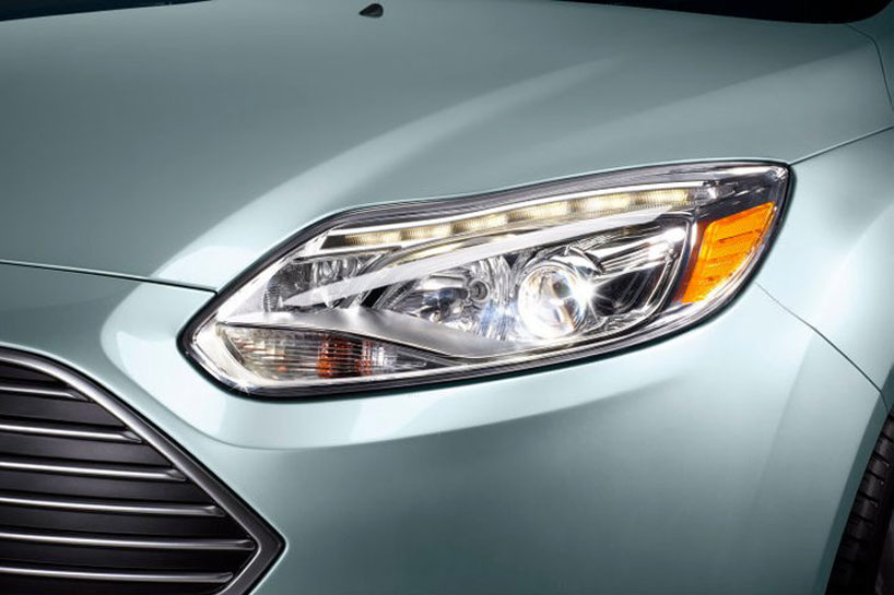CES 2011: ford focus electric