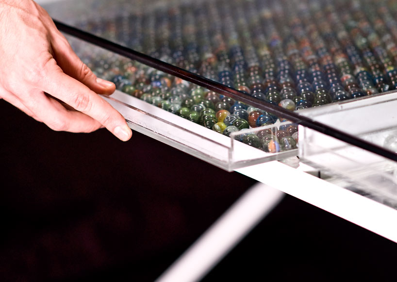 estudio enpieza: knikas marble table