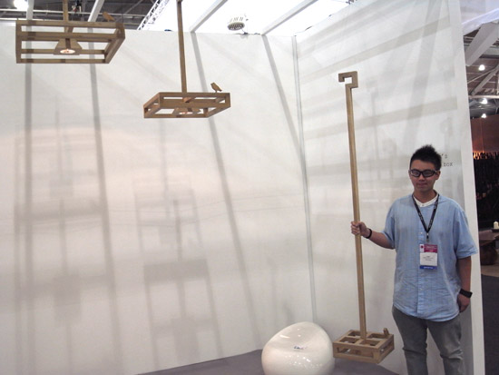 singapore furniture fair 09: 'out of the box lighting' by andre