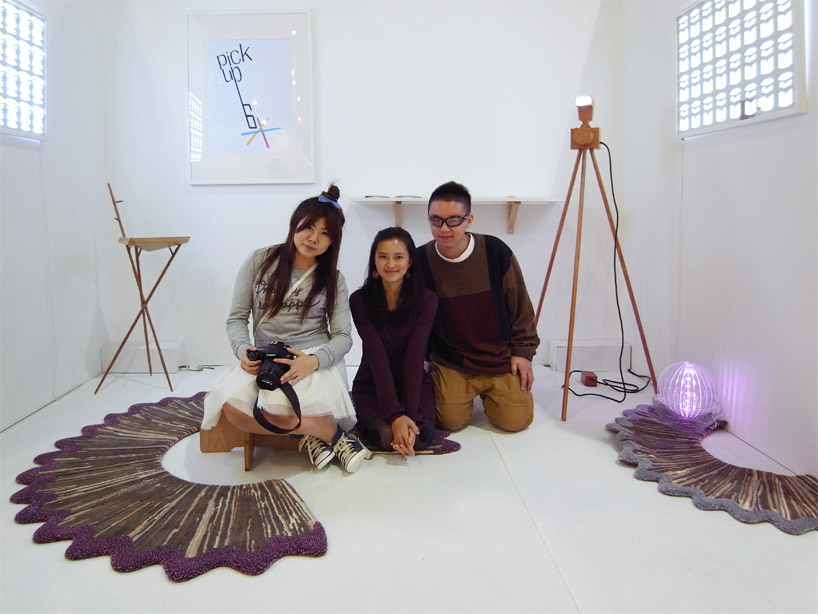 andre tan kok leng at singapore furniture fair 2011