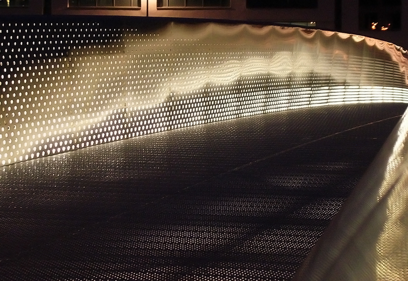 niall mclaughlin architects: TQ2 footbridge in bristol