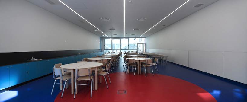 andr&eacute; espinho arquitectura: school center paredes