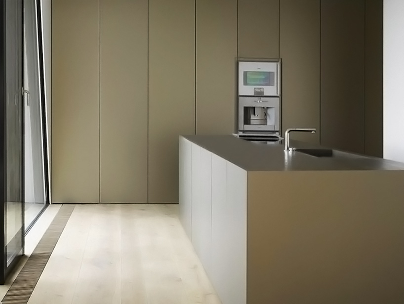 bemb&eacute; dellinger: house r