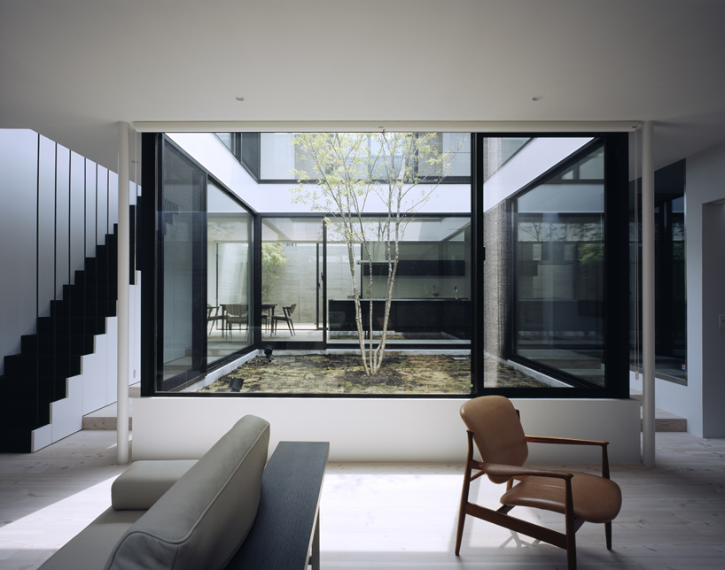 apollo architects and associates: shift