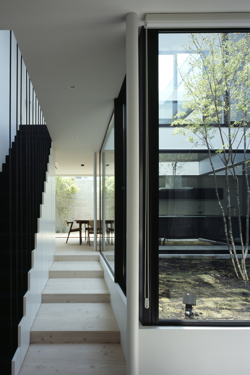 apollo architects and associates: shift