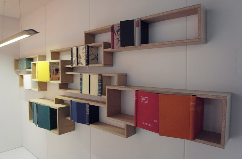 miriam aust: a book shelf that gives your volumes presence