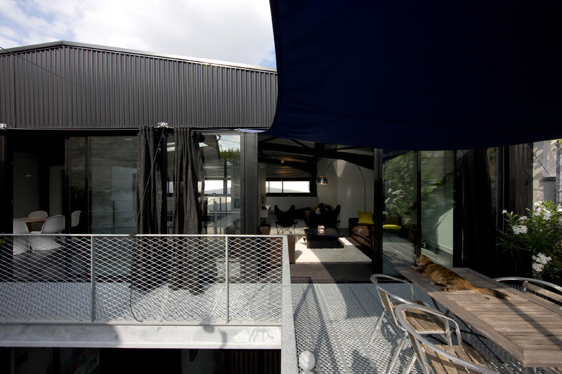 FABRE/deMARIEN architectes: big black box - 1