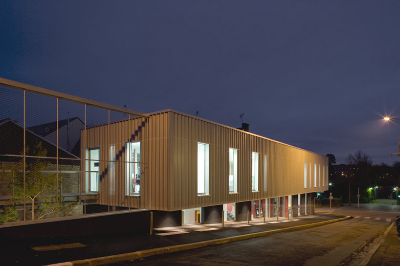 tristan brisard architecte: siege social a philosophie h.q.e.