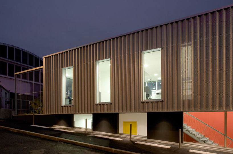 tristan brisard architecte: siege social a philosophie h.q.e.