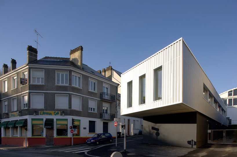 tristan brisard architecte: siege social a philosophie h.q.e.