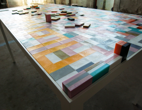 thomas pausz: dominos table
