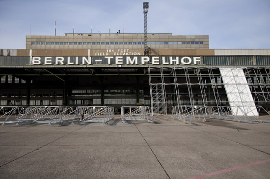system 180: steel front for tempelhof