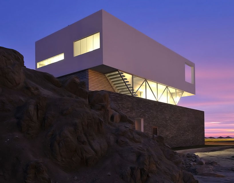 artadi arquitectos: beach house in las palmeras