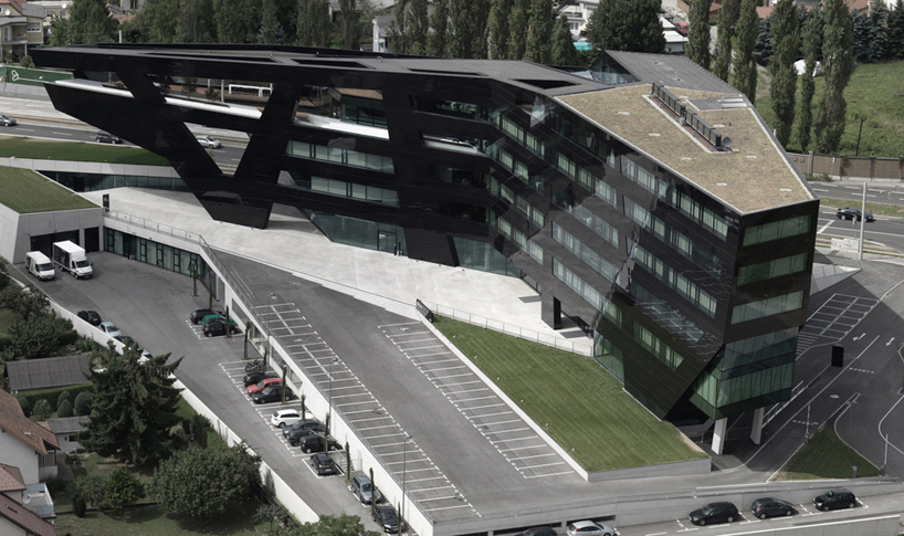 GSarchitects: MP09 black panther / headquarters of uniopt pachleitner group