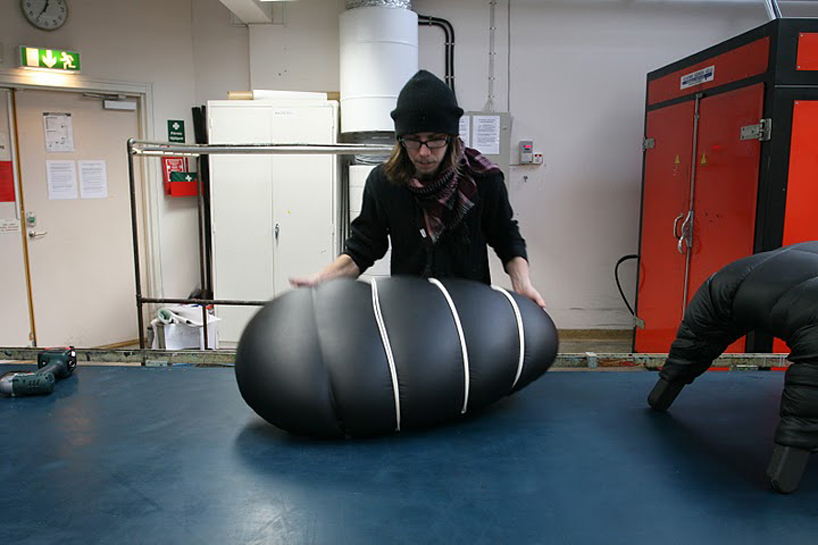 fredrik färg: succession stools