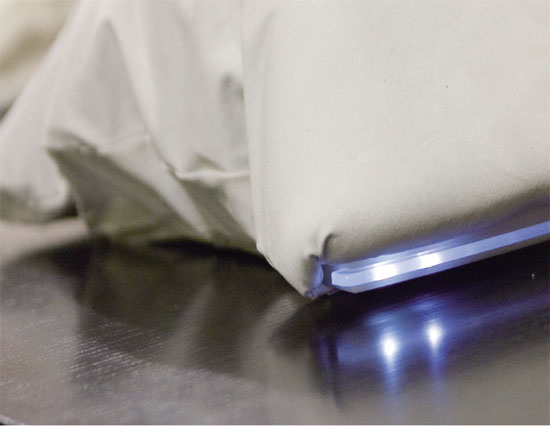 tokyo fiber '09 senseware' exhibition at milan design week