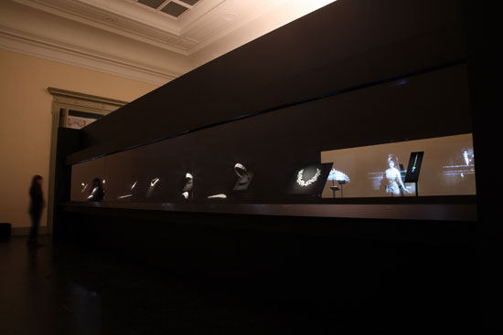 tokujin yoshioka exhibition 'memories of CARTIER creations' opened