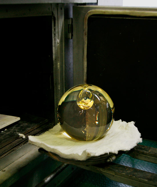 tokujin yoshioka: 'moon fragments' in 'story of... memories of CARTIER creations' exhibition