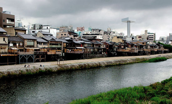 marks barfield architects: villa hush hush