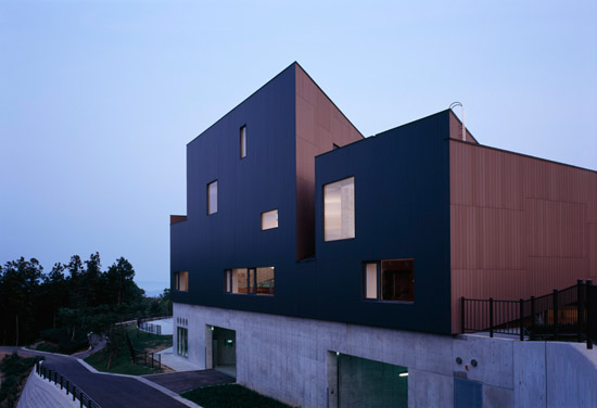 chiba manabu architects: juvenille welfare institution