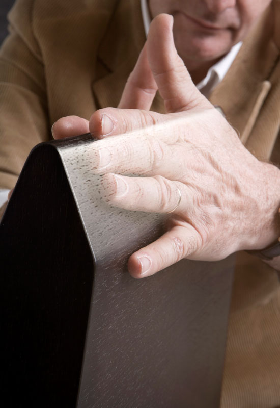 riccardo blumer and matteo borghi: ditadidama chair