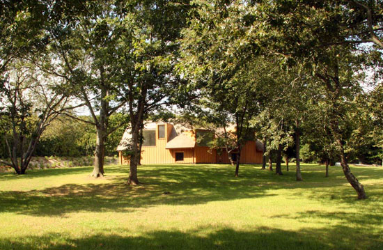 obra architects: centrifugal villa