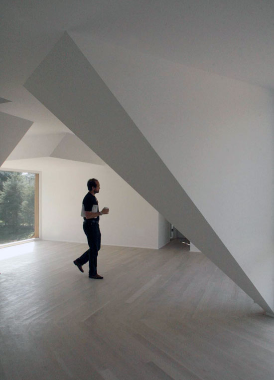 obra architects: centrifugal villa