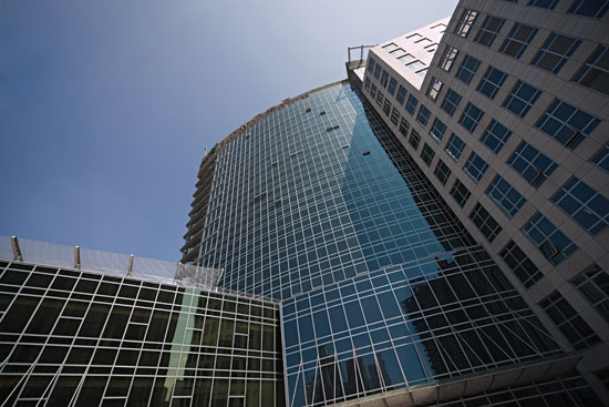 mark dziewulski architect: united nations trade headquarters