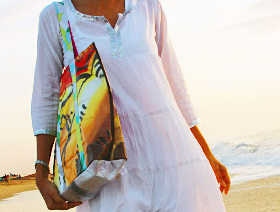 'flexie' totes new to designboom shop